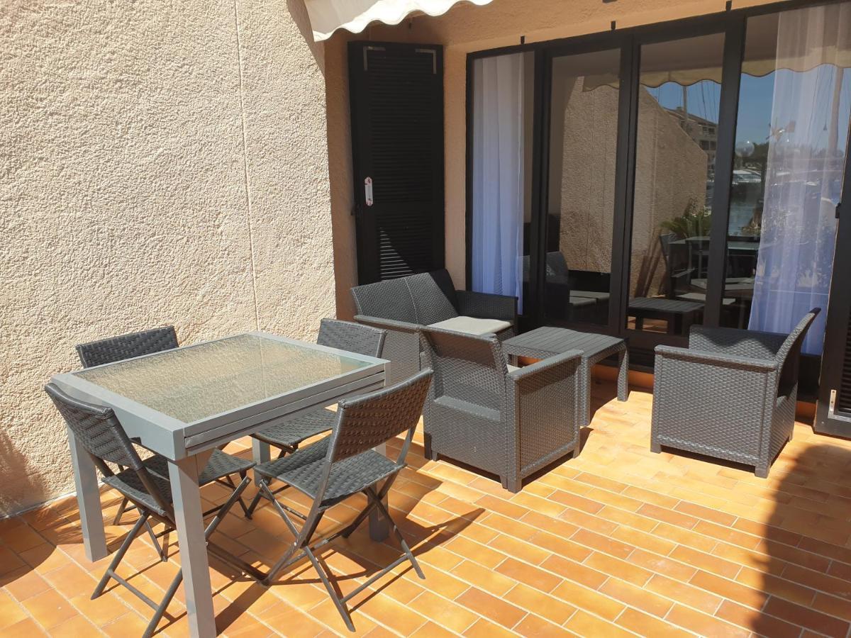 Apartamento Les Marines De Cogolin Exterior foto