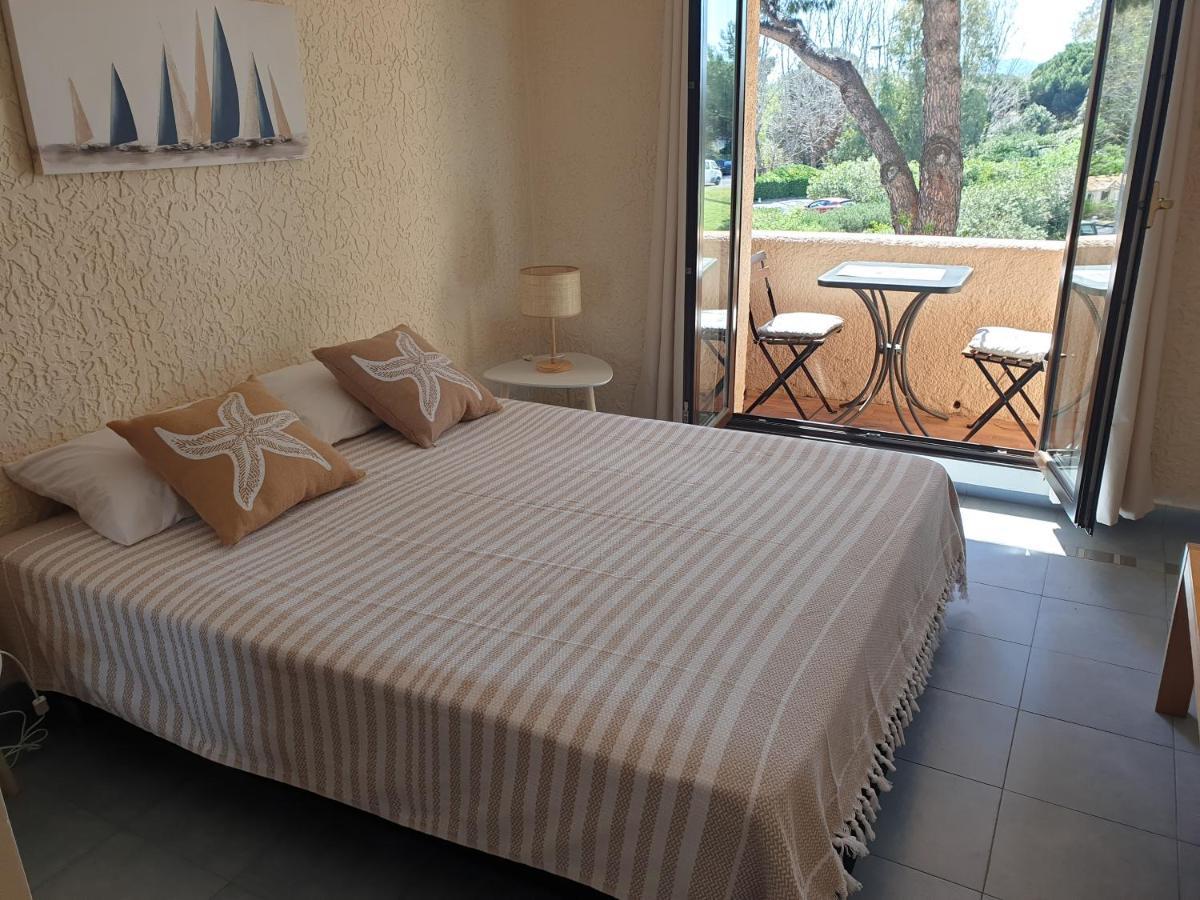Apartamento Les Marines De Cogolin Exterior foto